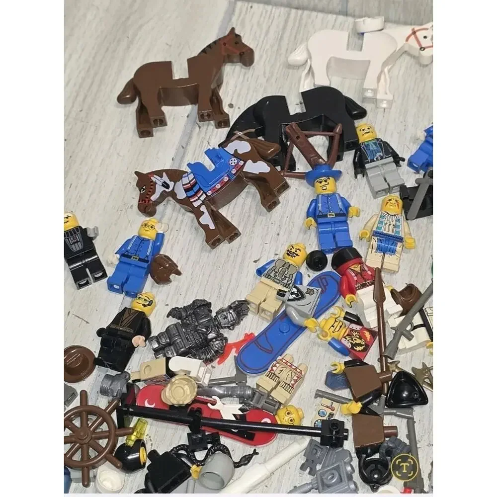 VTG LEGO Mini Figs & Accessories Ninjago Star Wars Harry Potter Western Lot